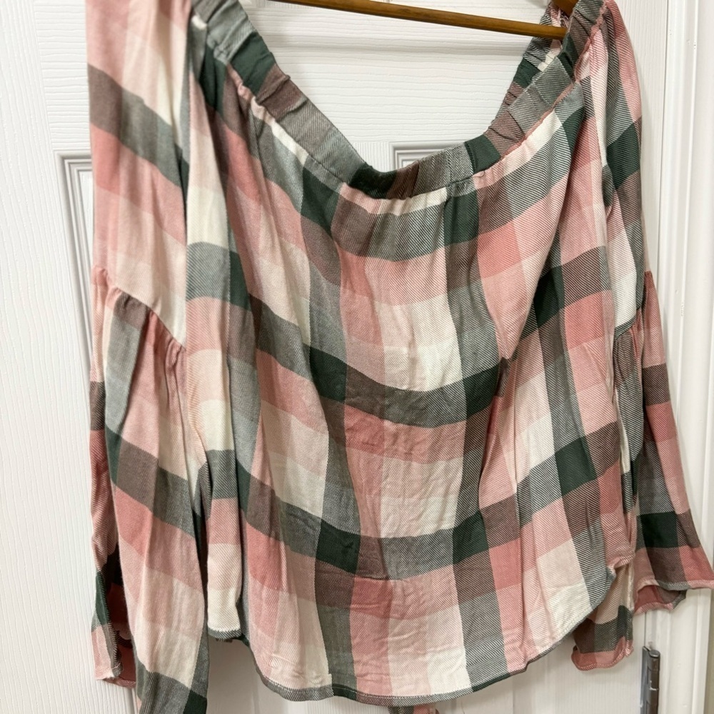 ➕ NWT American Rag Plaid Off The Shoulder Tie Front Top Women’s Size XXL - Picture 7 of 10